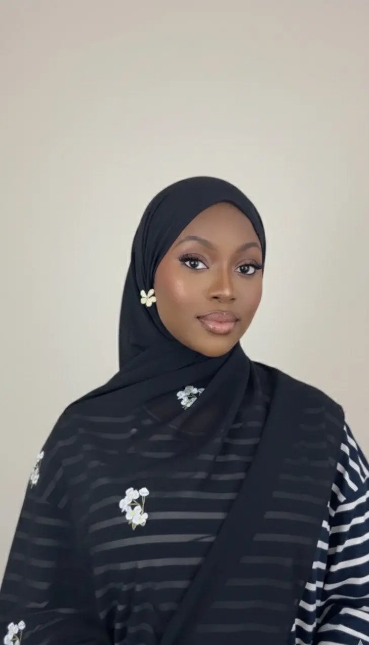 Hijabs mousseline en broderie fleur Élan moderne