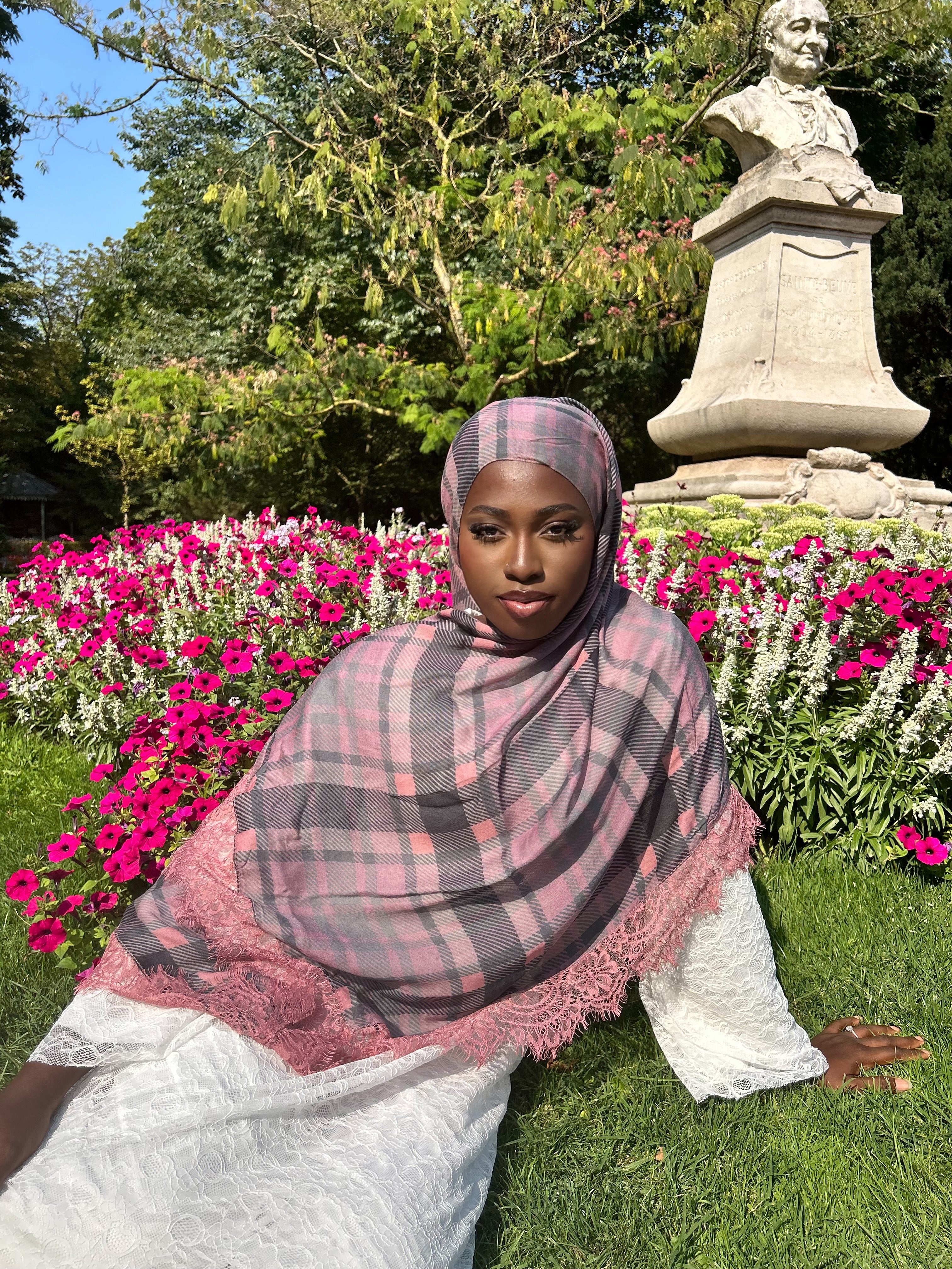 Hijab dentelle Rose Élan moderne