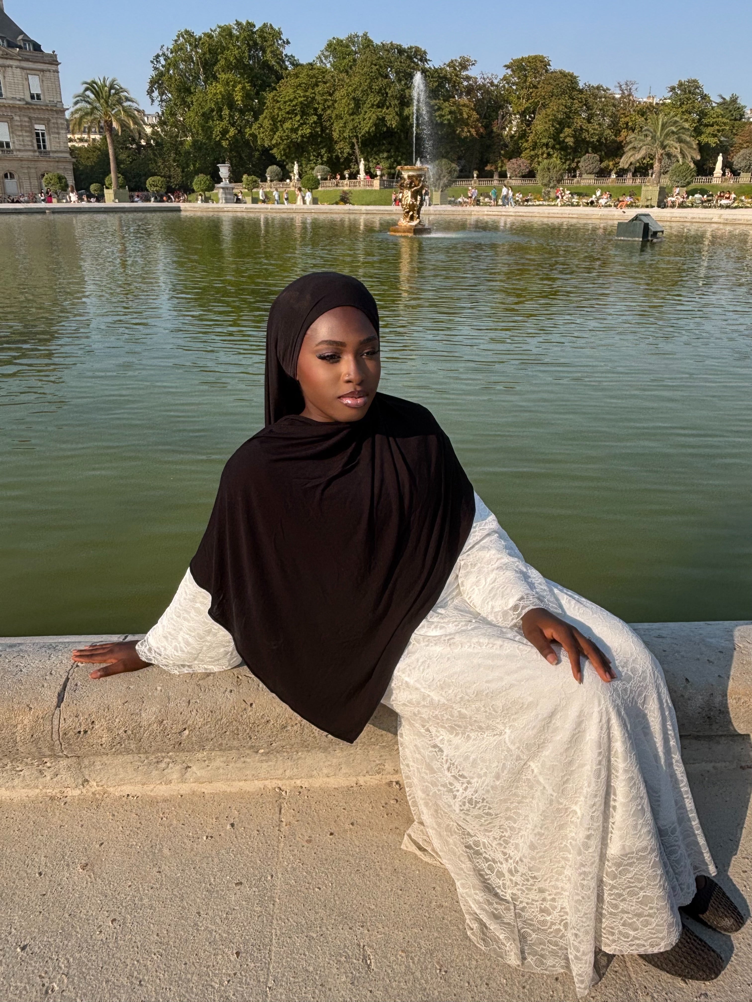 Hijab bamboo noir Élan moderne