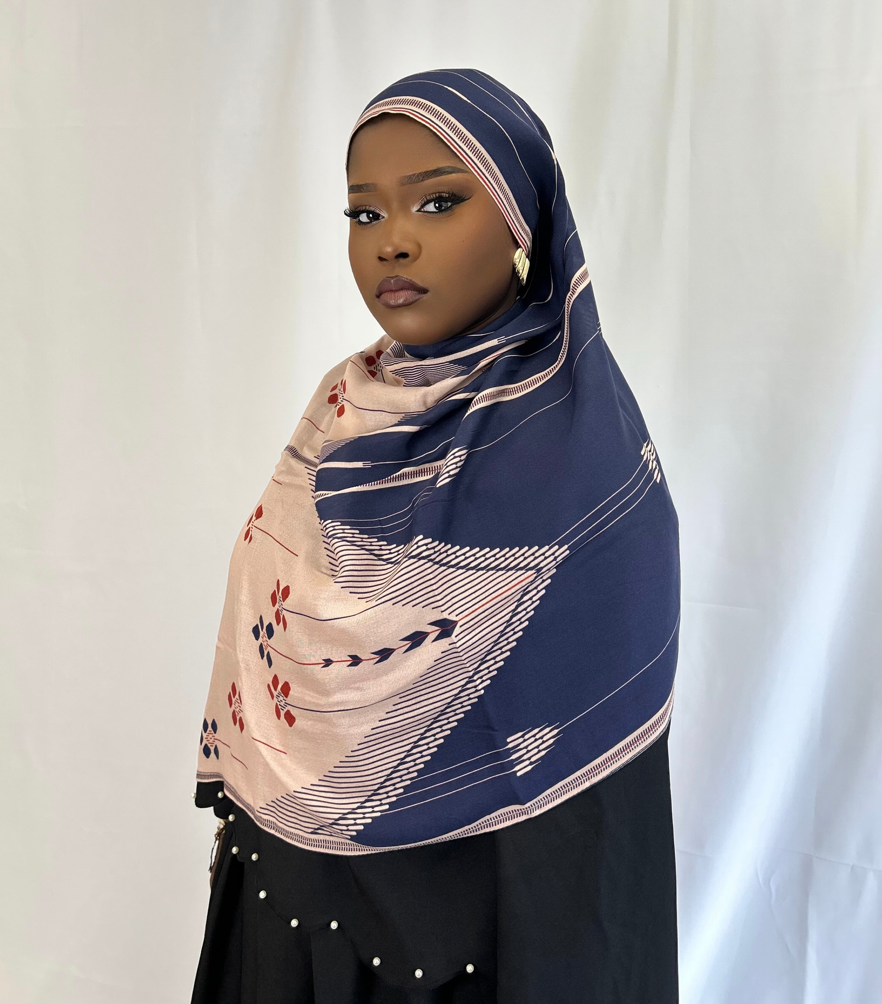 Hijab Blue Élan moderne