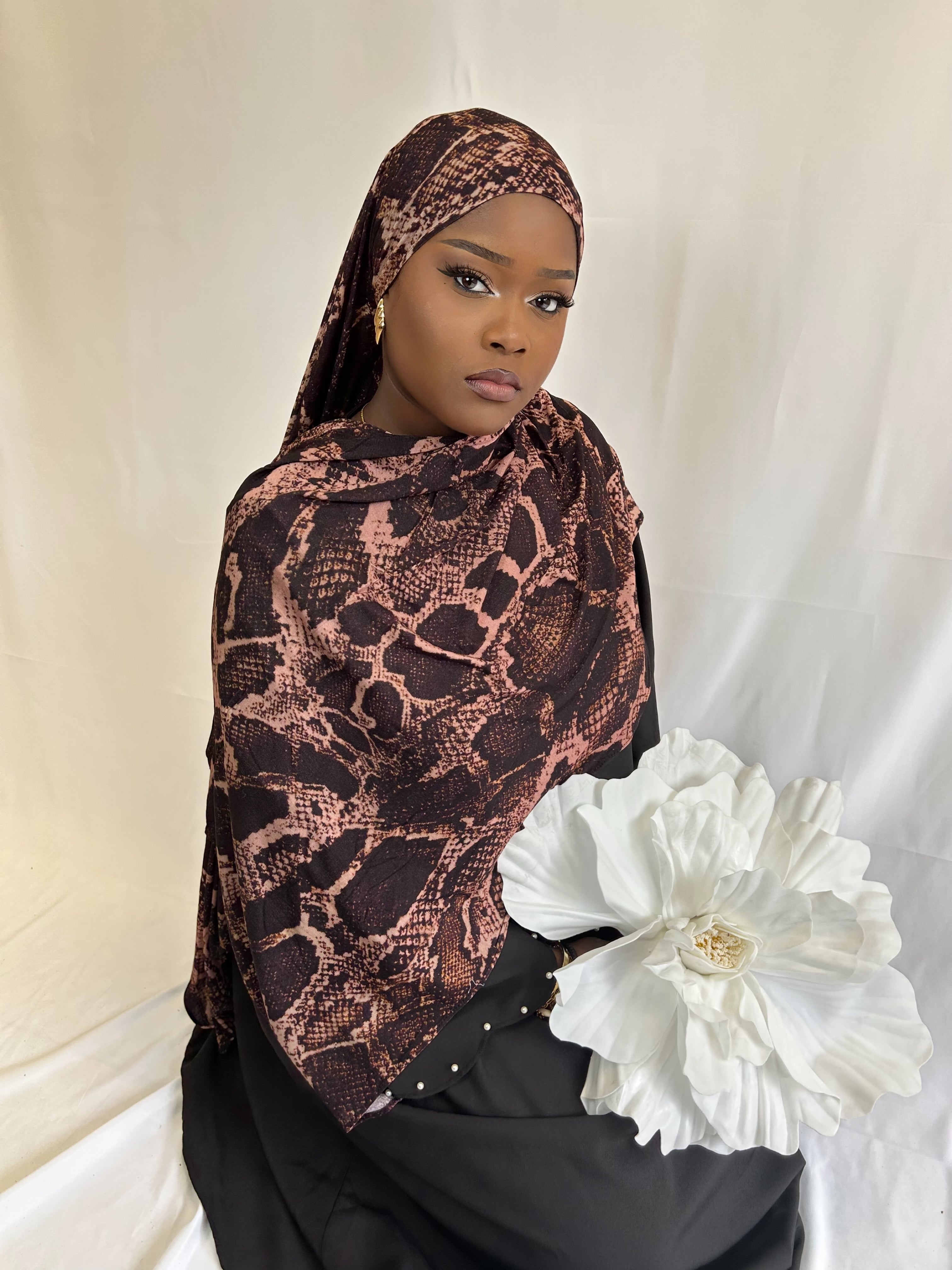 Hijab en jersey marron Dovina Élan moderne