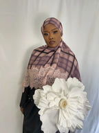 Hijabs dentelle Mouna Élan moderne