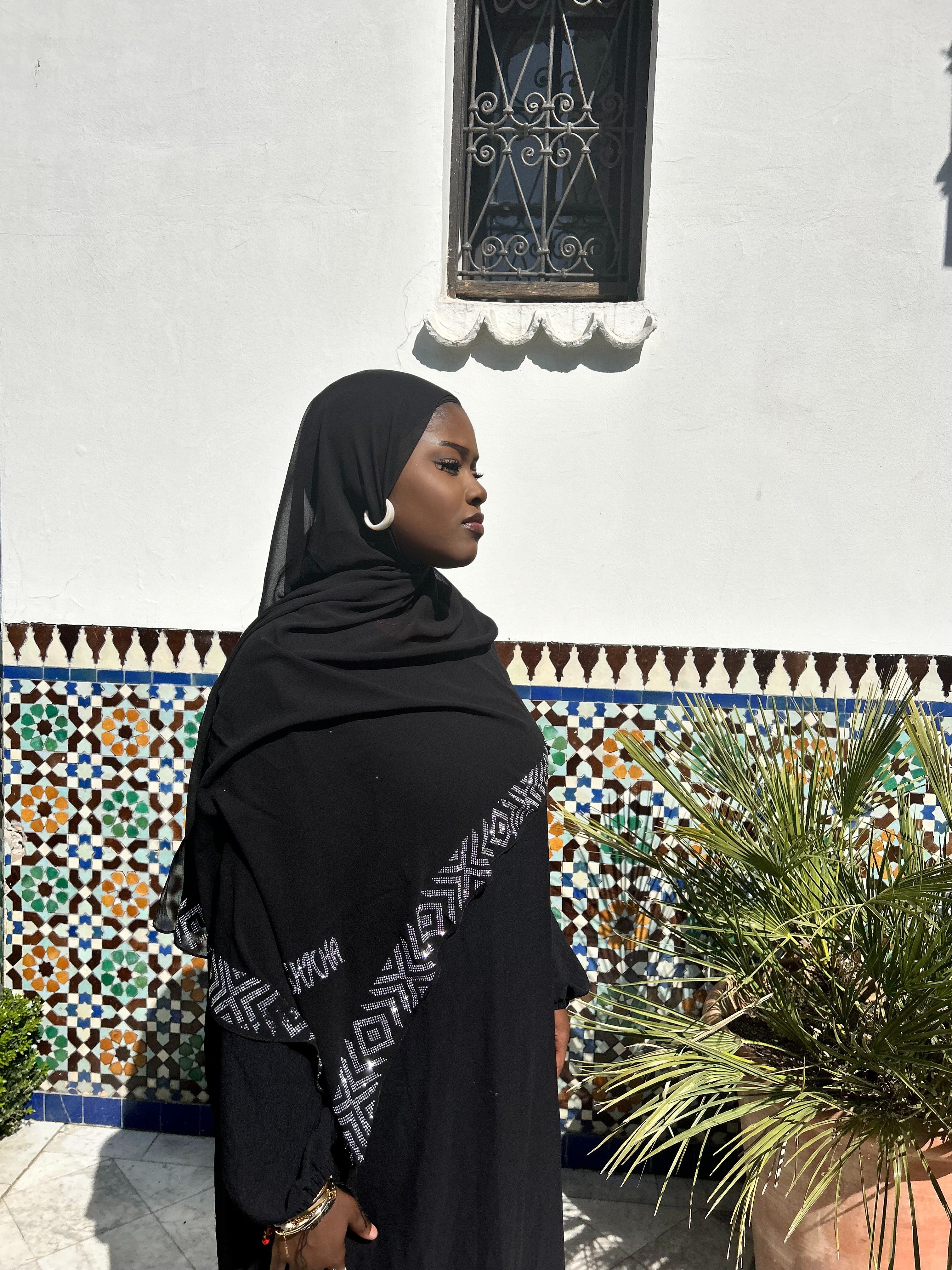 Hijab mousseline Noir Sultane Élan moderne
