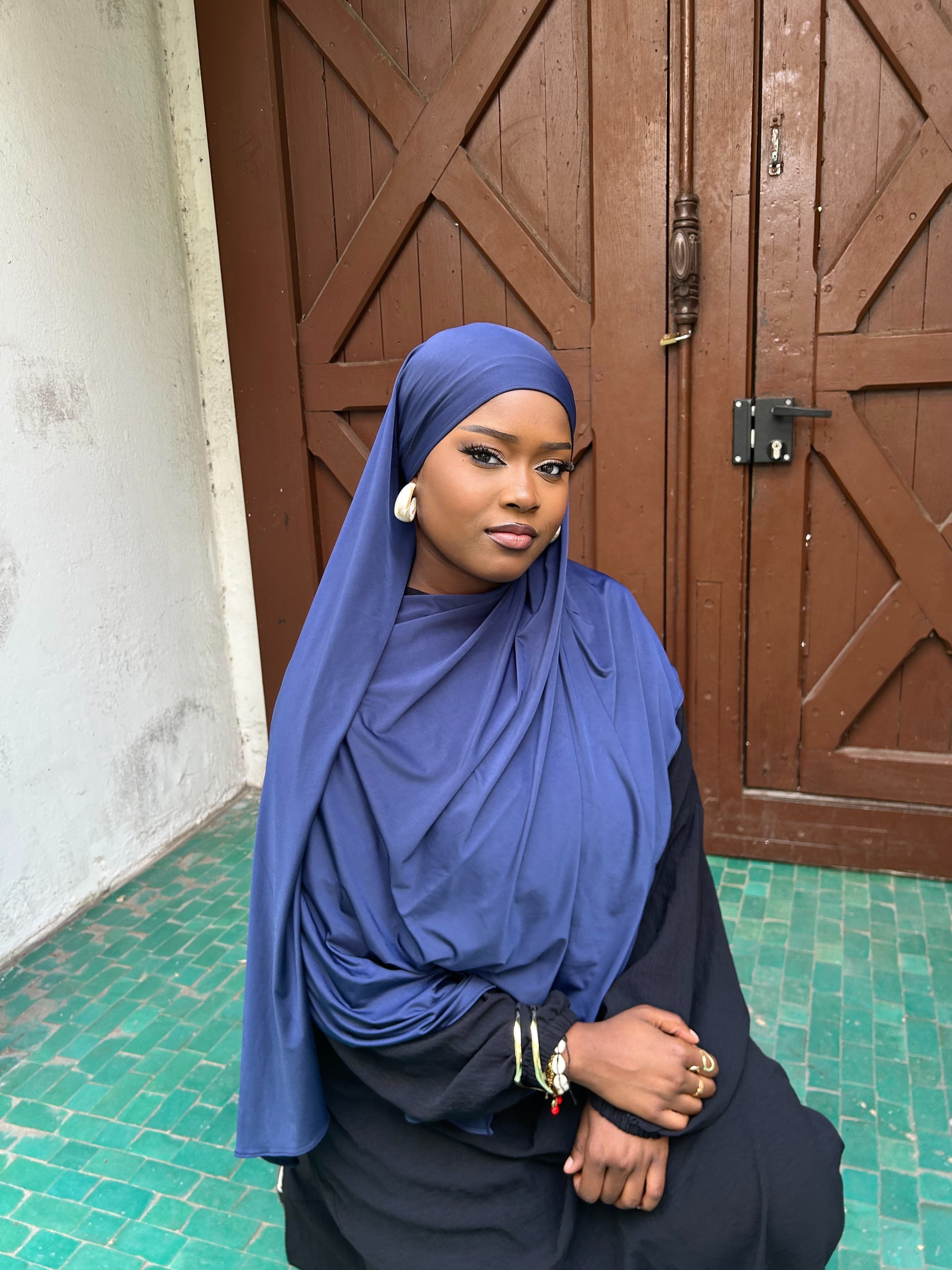 Hijabs jersey liquide Blouna Élan moderne