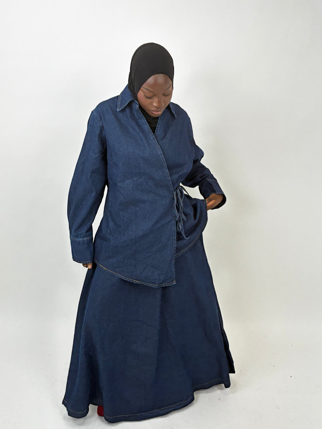 Ensemble signature jeans jupe et chemise Élan moderne