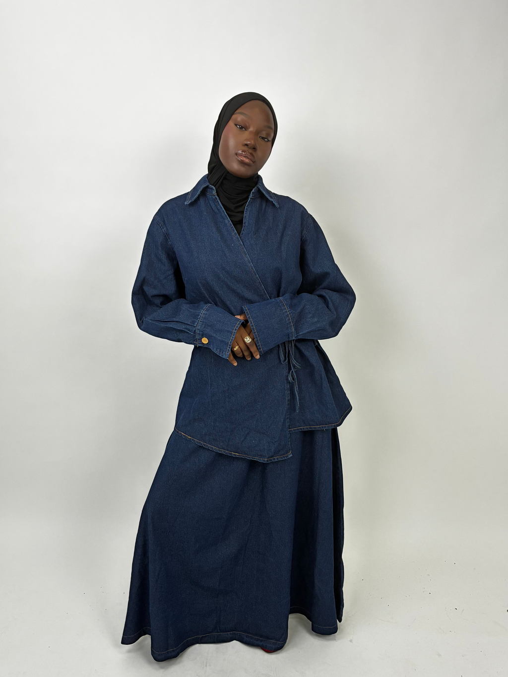 Ensemble signature jeans jupe et chemise Élan moderne