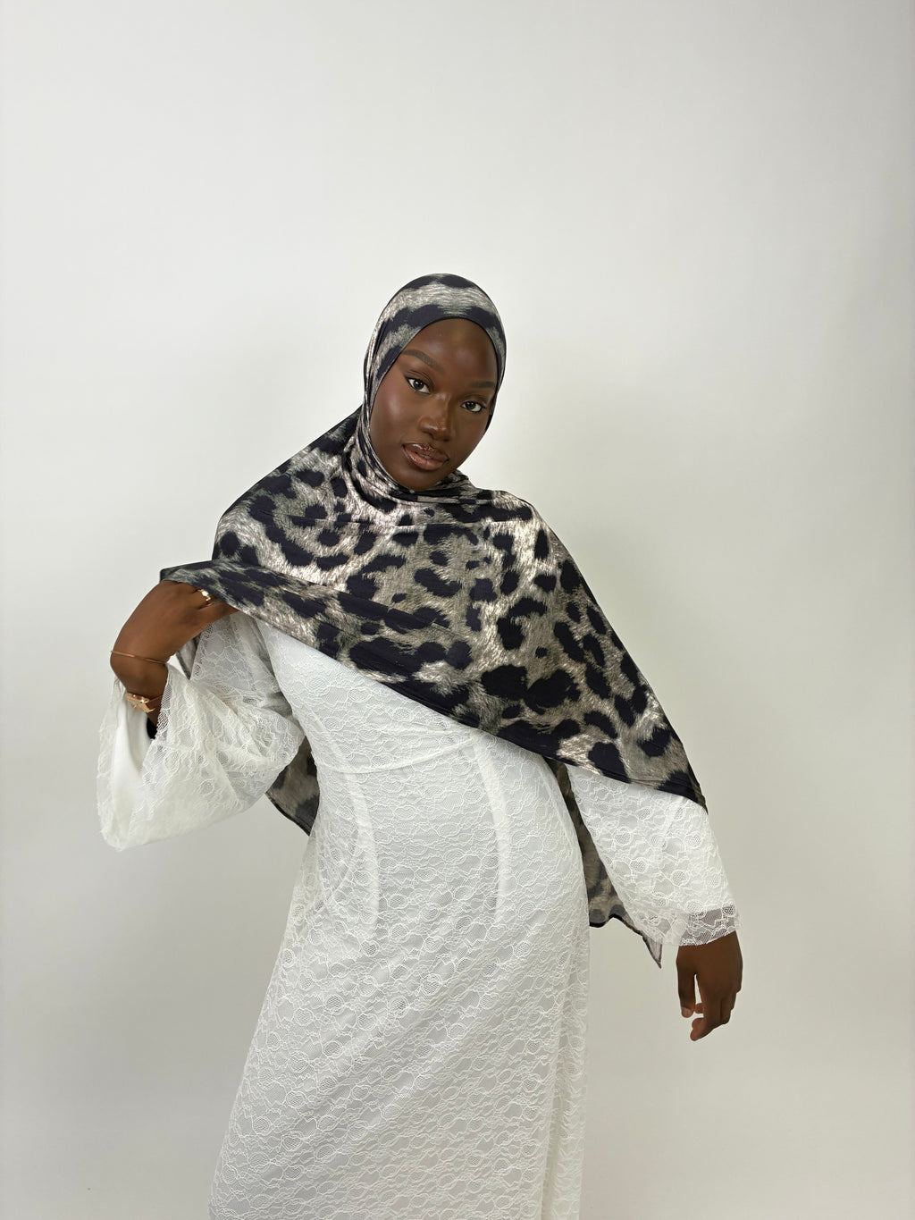 Hijab jersey Léopard gris Élan moderne